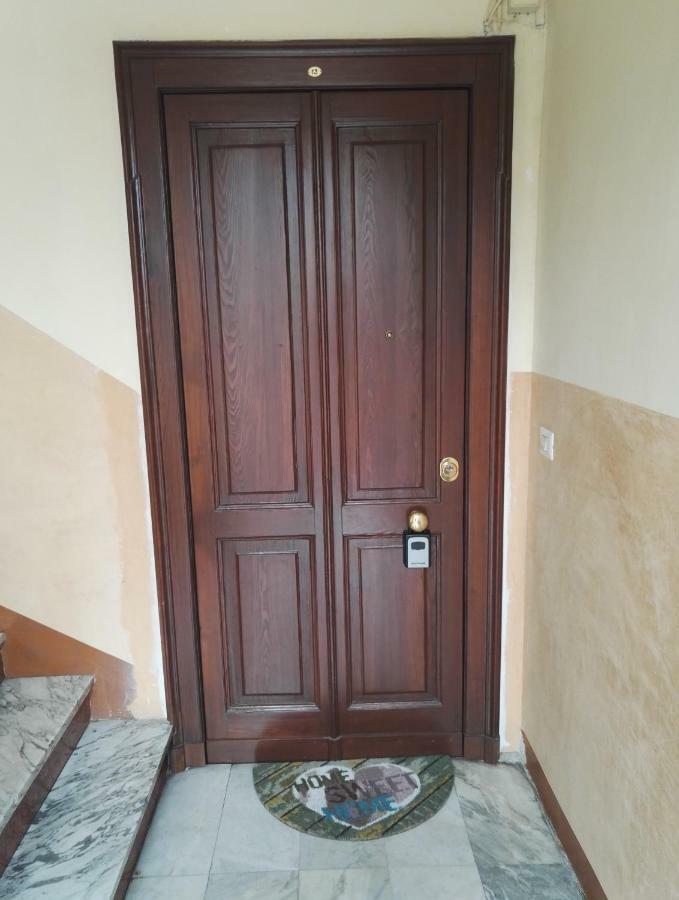Cinecasa Di Andrea E Cristina Apartment Turin Bagian luar foto